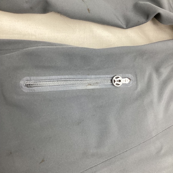 Lulu Lemon Unique Water Resistant Flattering Fitted Jacket Size 8 - Picture 10 of 10
